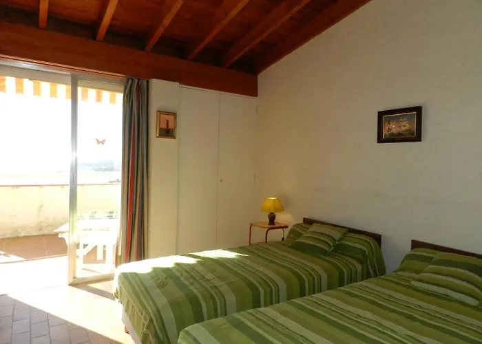 Lv005-065 Appt 2 Pieces 4 Couchages